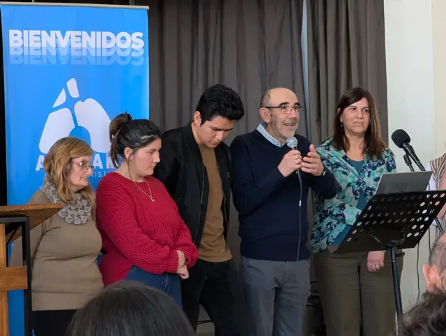 Oración por una familia al frente